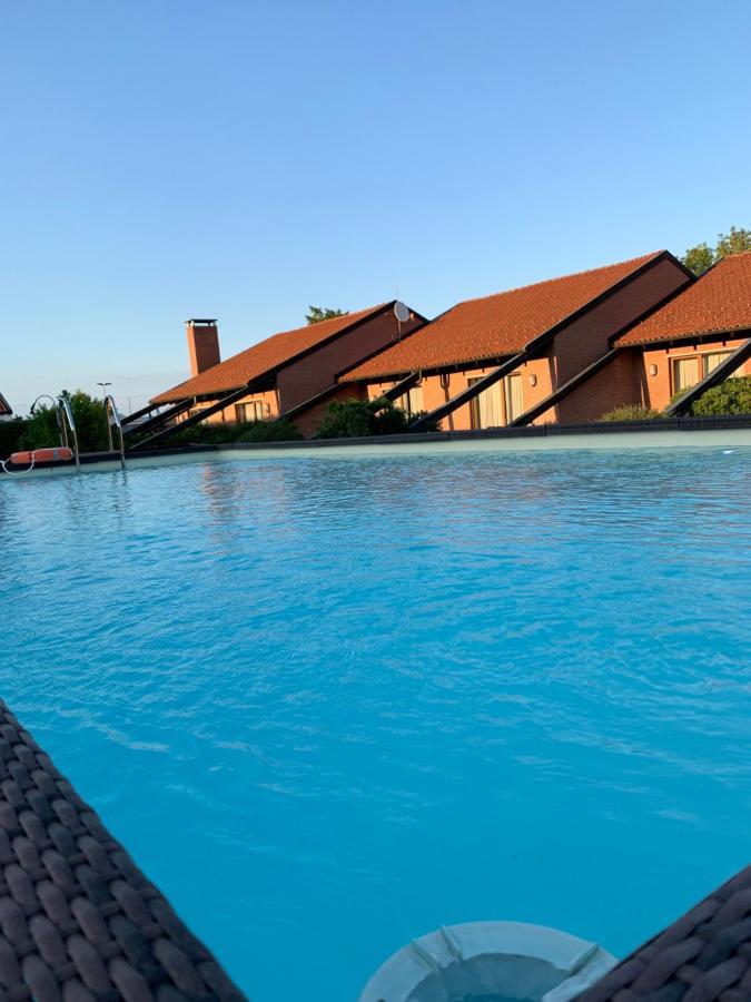 แซราวัลเล กอล์ฟ โฮเต็ล Hotel แซร์ราวัลเล สกรีเวีย ภายนอก รูปภาพ